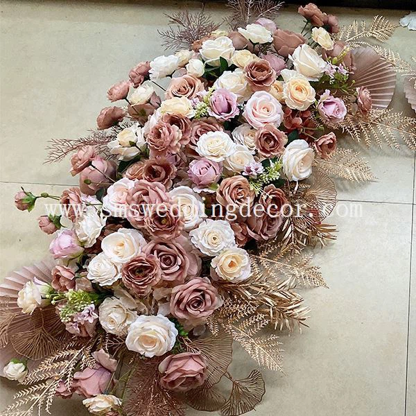 flowers for arch wedding