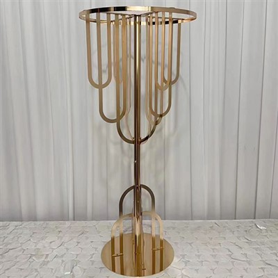 Suporte para centros de mesa dourados