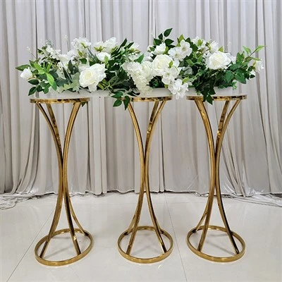 Suportes centrais de metal dourado