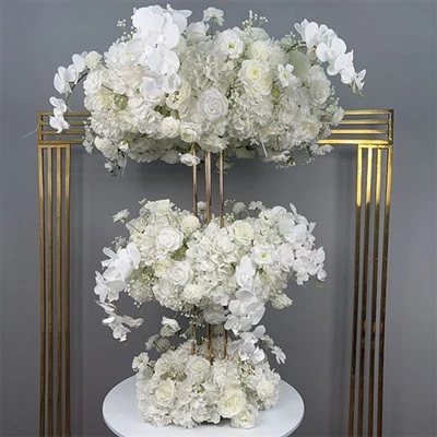 Decoração de mesa com flores